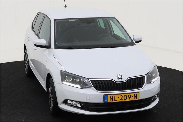 Photo 2 VIN: TMBEM6NJ4HZ121510 - SKODA FABIA 