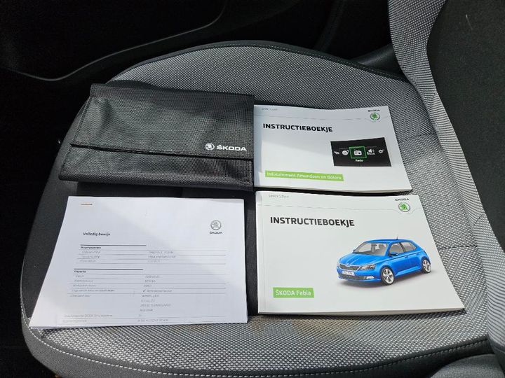 Photo 11 VIN: TMBEM6NJ5HZ103744 - SKODA FABIA 