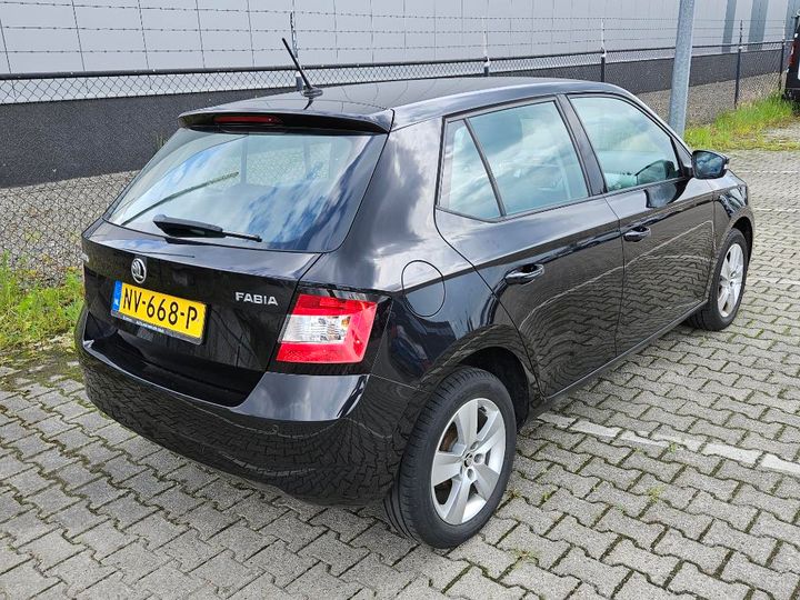 Photo 2 VIN: TMBEM6NJ5HZ103744 - SKODA FABIA 