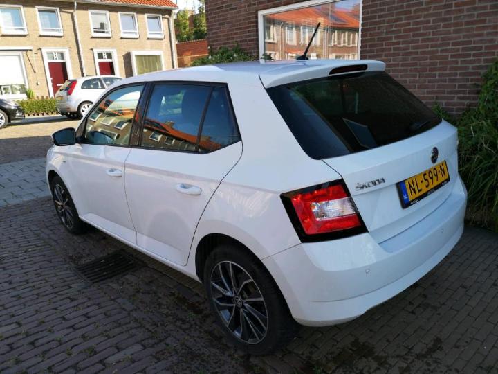 Photo 3 VIN: TMBEM6NJ9HZ121101 - SKODA FABIA 