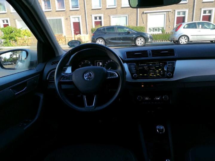 Photo 6 VIN: TMBEM6NJ9HZ121101 - SKODA FABIA 