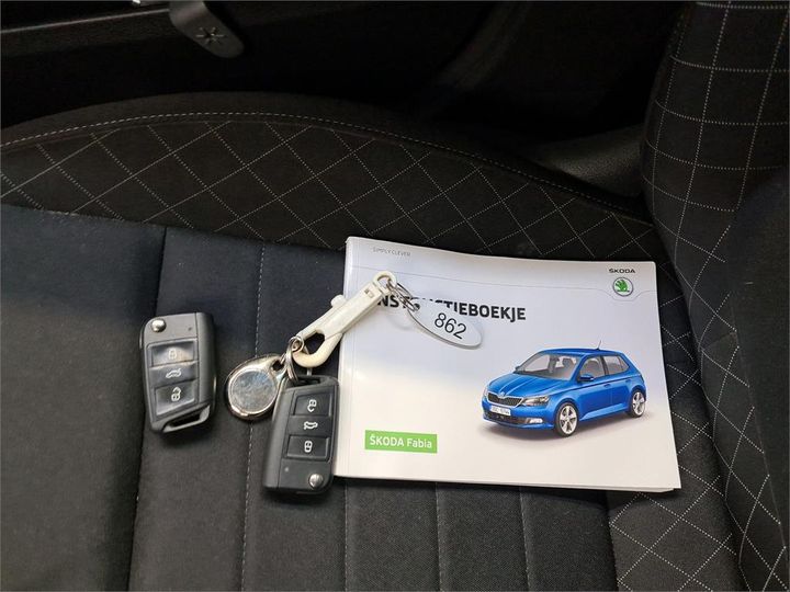 Photo 9 VIN: TMBEM6NJ9HZ125598 - SKODA FABIA 