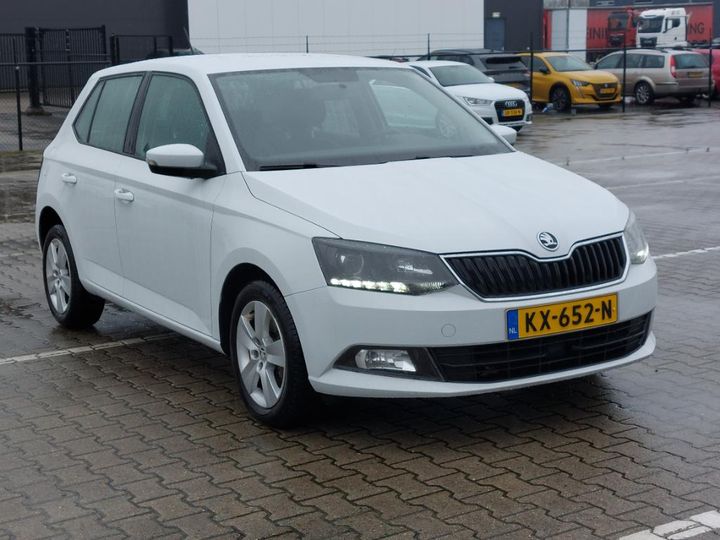 Photo 2 VIN: TMBEN6NJ7HZ102804 - SKODA FABIA 