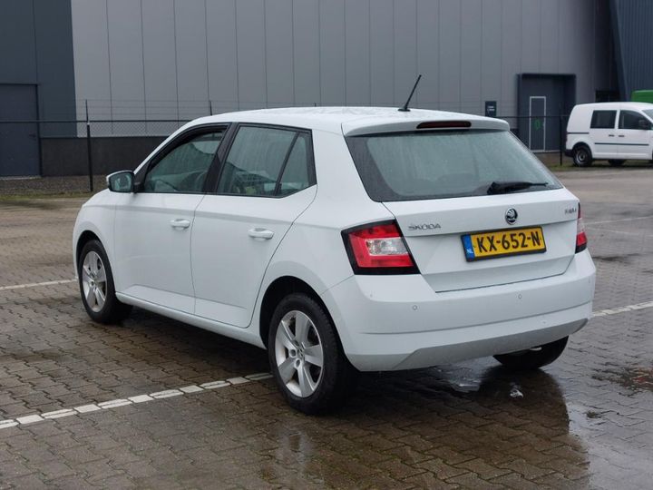 Photo 4 VIN: TMBEN6NJ7HZ102804 - SKODA FABIA 