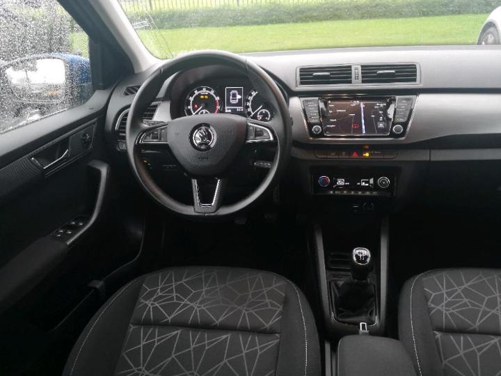 Photo 6 VIN: TMBEP6NJ1KZ031097 - SKODA FABIA 