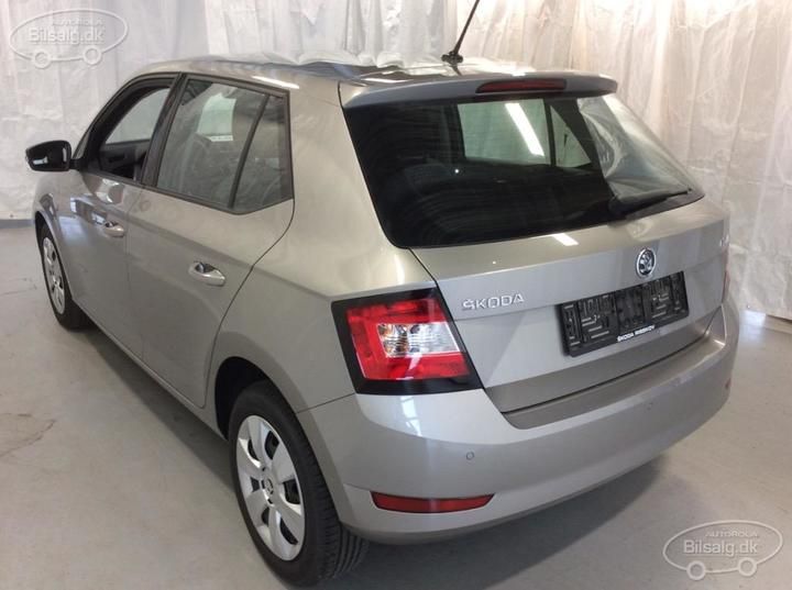 Photo 15 VIN: TMBEP6NJ2KZ139891 - SKODA FABIA 