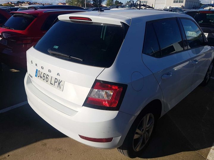 Photo 3 VIN: TMBEP6NJ2MZ080070 - SKODA FABIA 