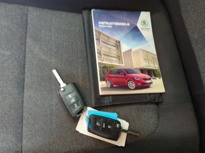 Photo 11 VIN: TMBEP6NJ3LZ044595 - SKODA FABIA 