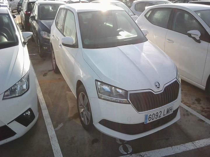 Photo 1 VIN: TMBEP6NJ3LZ097801 - SKODA FABIA 