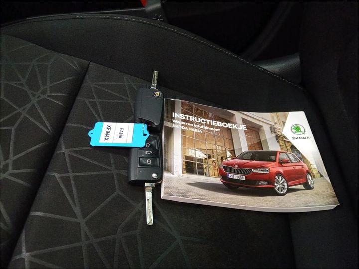 Photo 15 VIN: TMBEP6NJ7KZ059034 - SKODA FABIA 