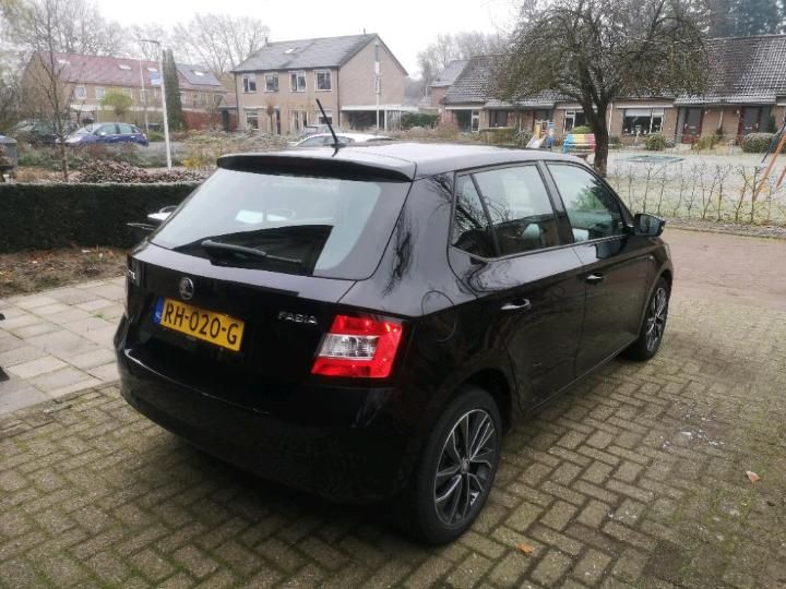 Photo 3 VIN: TMBEP6NJ9JZ030665 - SKODA FABIA 