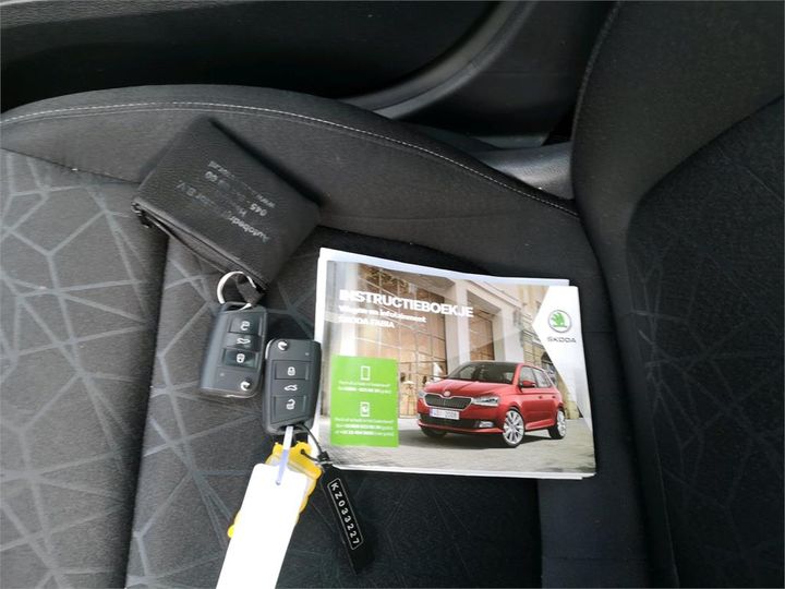 Photo 13 VIN: TMBEP6NJ9KZ033227 - SKODA FABIA 