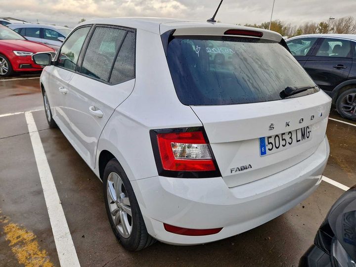 Photo 2 VIN: TMBEP6NJXMZ045230 - SKODA FABIA 