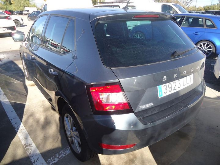 Photo 2 VIN: TMBER6NJ1MZ040749 - SKODA FABIA 