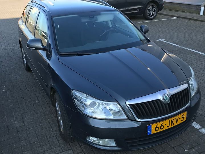 Photo 4 VIN: TMBGJ61Z0A2013820 - SKODA OCTAVIA COMBI 