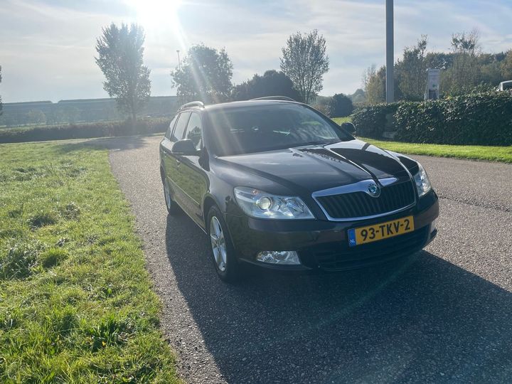 Photo 4 VIN: TMBGJ61Z3C2141665 - SKODA OCTAVIA 