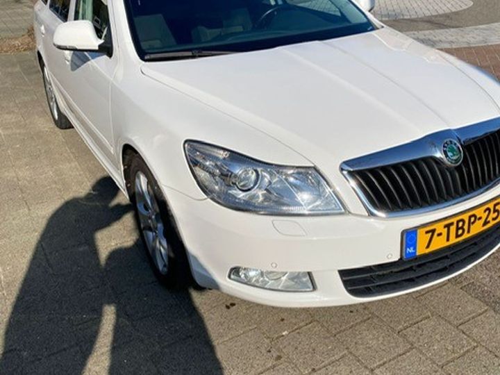 Photo 13 VIN: TMBGK61Z2B2048129 - SKODA OCTAVIA 