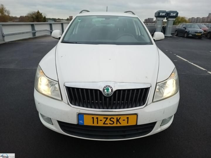 Photo 2 VIN: TMBHT61Z8D2043554 - SKODA OCTAVIA 