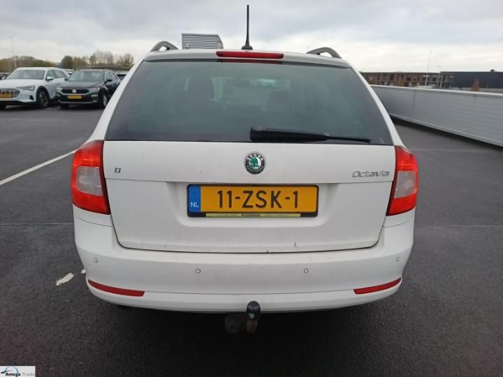 Photo 5 VIN: TMBHT61Z8D2043554 - SKODA OCTAVIA 