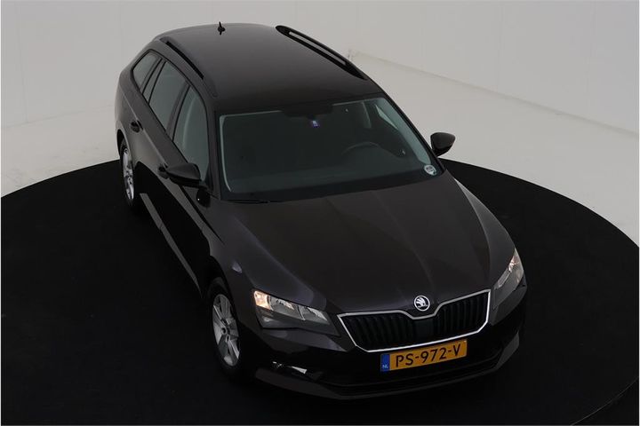 Photo 2 VIN: TMBJA9NP3J7520357 - SKODA SUPERB COMBI 