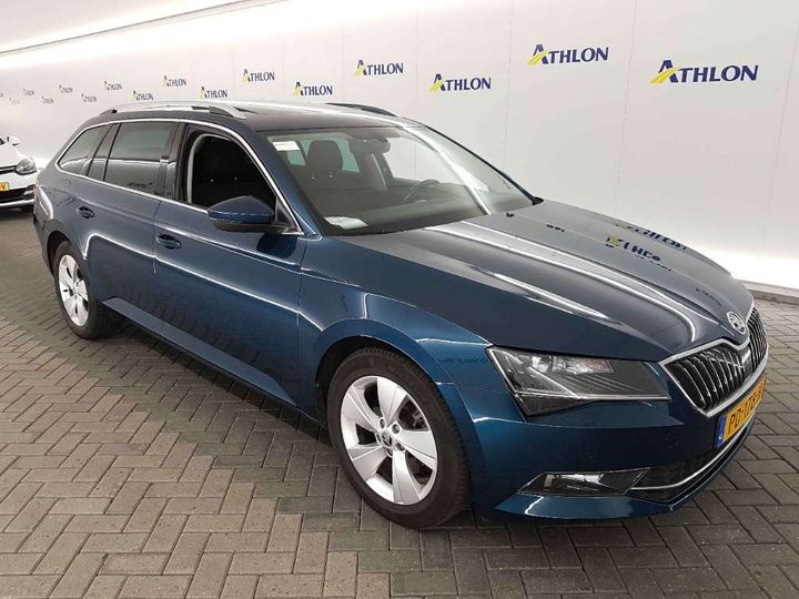 Photo 2 VIN: TMBJA9NPXH7557951 - SKODA SUPERB 