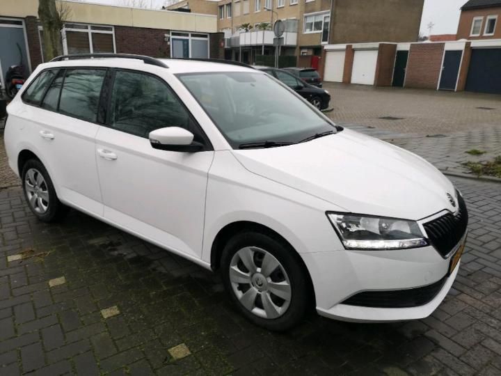 Photo 2 VIN: TMBJB6NJ0KZ038765 - SKODA FABIA 