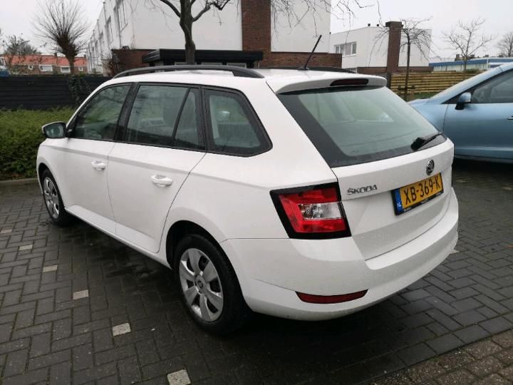 Photo 4 VIN: TMBJB6NJ0KZ038765 - SKODA FABIA 