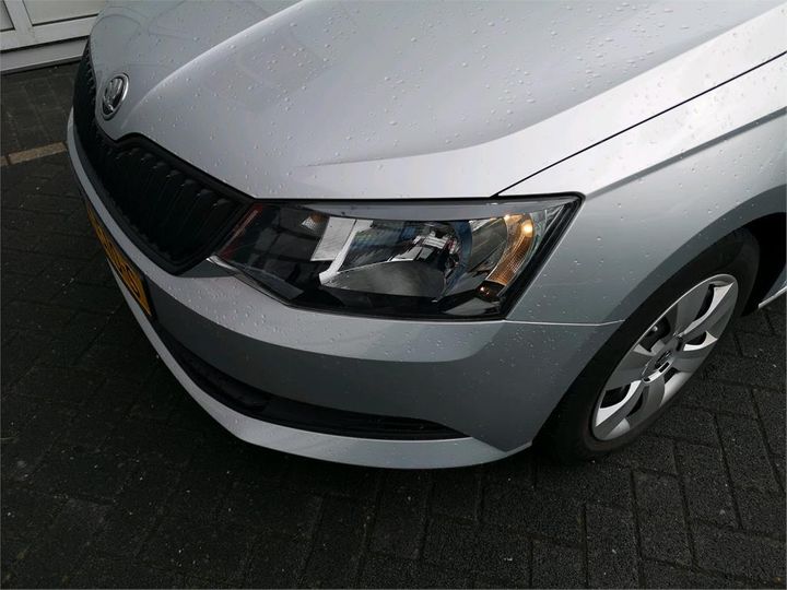 Photo 33 VIN: TMBJB6NJ2JZ012604 - SKODA FABIA 