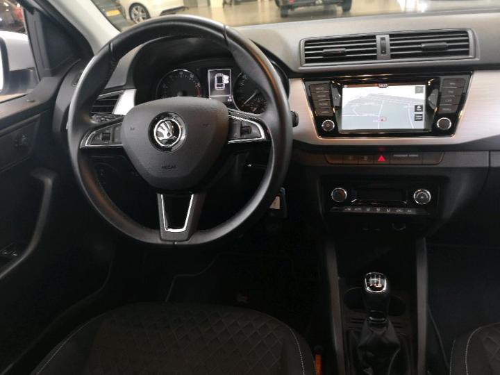 Photo 6 VIN: TMBJB6NJ4JZ114065 - SKODA FABIA 