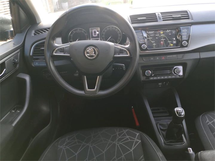 Photo 6 VIN: TMBJB6NJ5KZ049065 - SKODA FABIA 