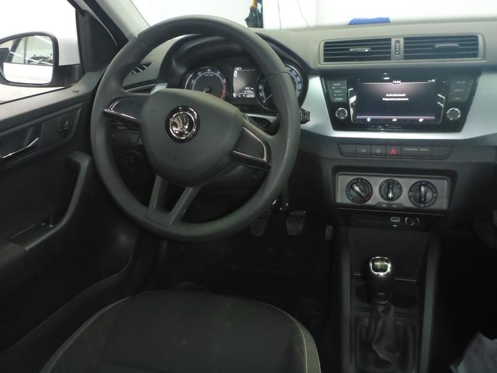 Photo 6 VIN: TMBJB6NJ6KZ145643 - SKODA FABIA 