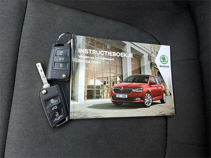 Photo 12 VIN: TMBJB6NJ7KZ070676 - SKODA FABIA 