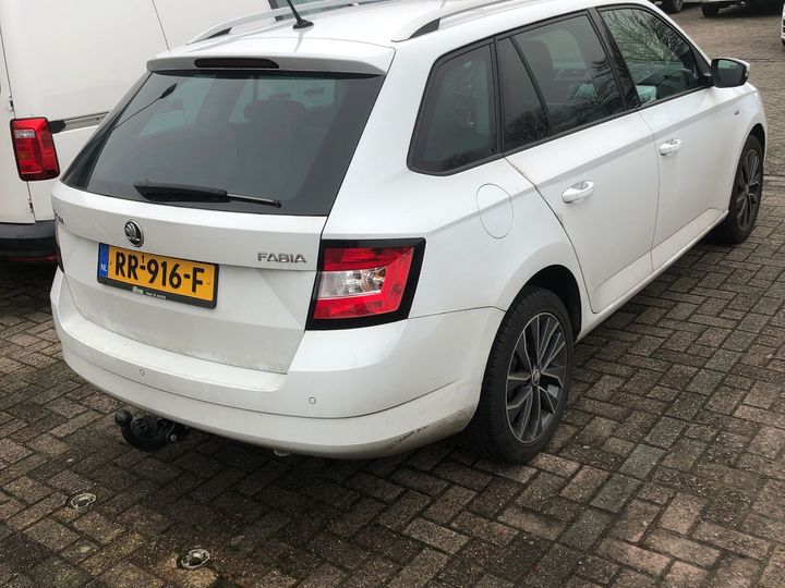 Photo 2 VIN: TMBJB6NJ9JZ109587 - SKODA FABIA 