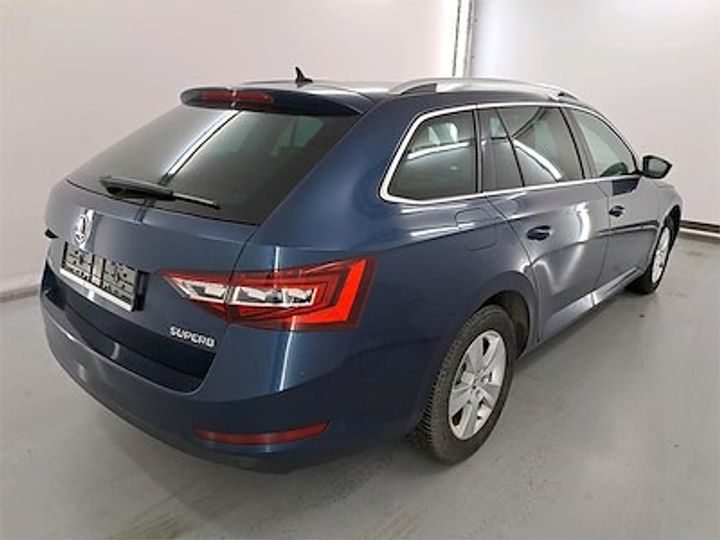 Photo 4 VIN: TMBJB7NP0J7561952 - SKODA SUPERB 