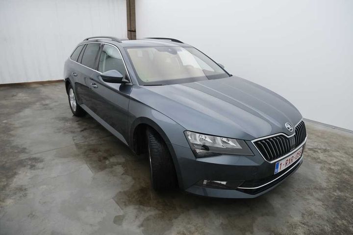 Photo 8 VIN: TMBJB7NP2H7533984 - SKODA SUPERB 