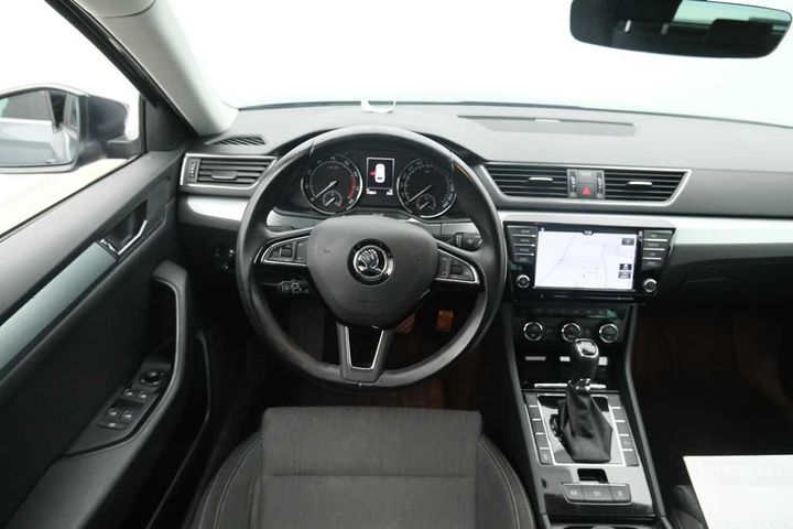 Photo 9 VIN: TMBJB7NP2H7533984 - SKODA SUPERB 