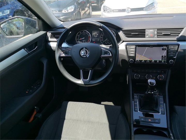 Photo 6 VIN: TMBJB7NP6H7553946 - SKODA SUPERB 