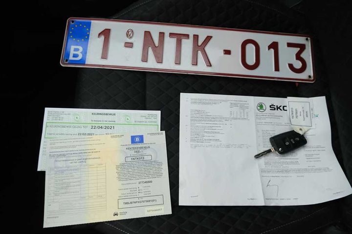 Photo 4 VIN: TMBJB7NPXG7075691 - SKODA SUPERB 