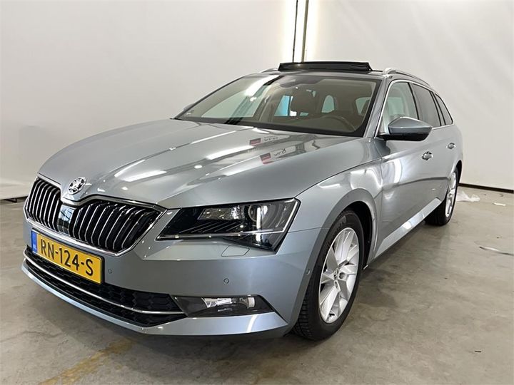 Photo 1 VIN: TMBJB9NP0J7555726 - SKODA SUPERB 