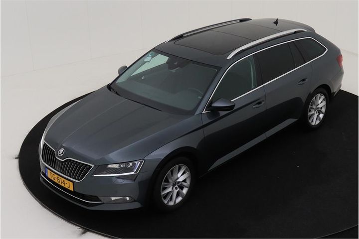 Photo 1 VIN: TMBJB9NP1J7589562 - SKODA SUPERB 