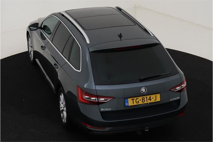 Photo 4 VIN: TMBJB9NP1J7589562 - SKODA SUPERB 