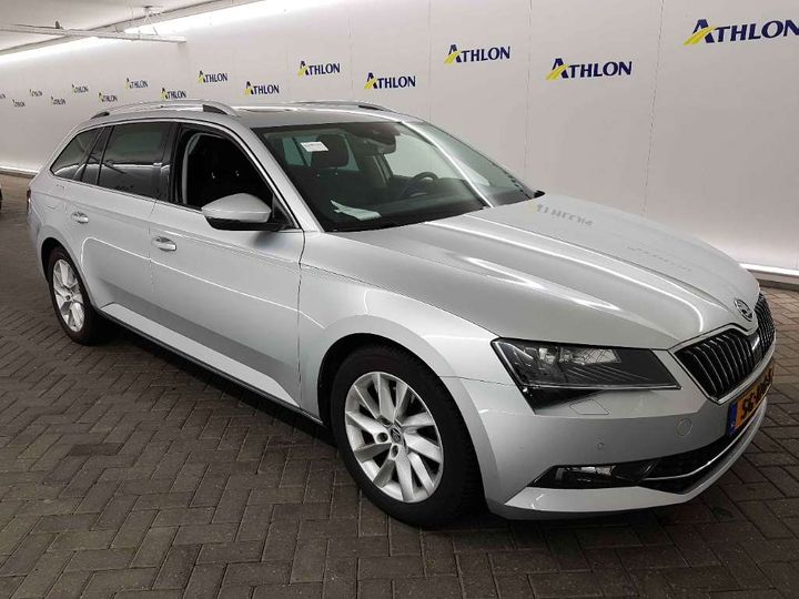 Photo 2 VIN: TMBJB9NP3J7566283 - SKODA SUPERB 