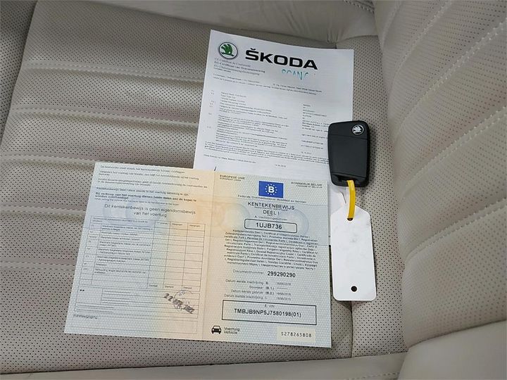 Photo 4 VIN: TMBJB9NP5J7580198 - SKODA SUPERB 