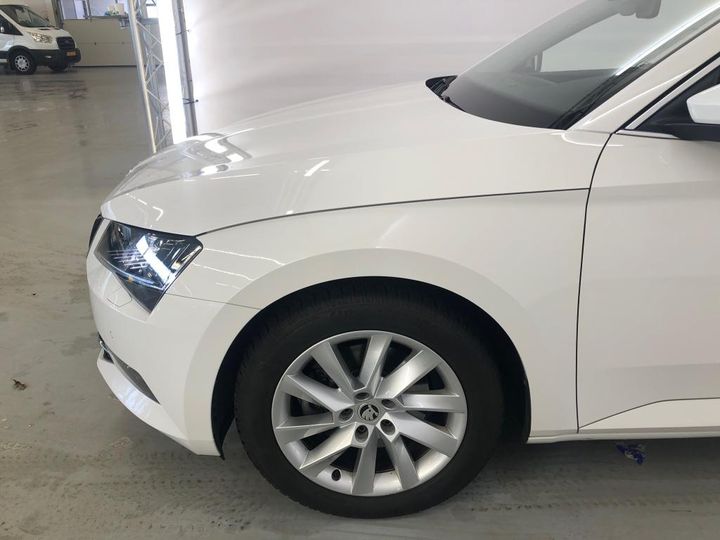 Photo 18 VIN: TMBJB9NP6J7570036 - SKODA SUPERB 