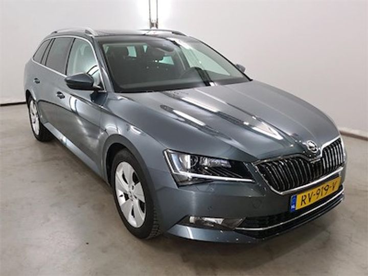 Photo 4 VIN: TMBJB9NP7J7566951 - SKODA SUPERB COMBI 