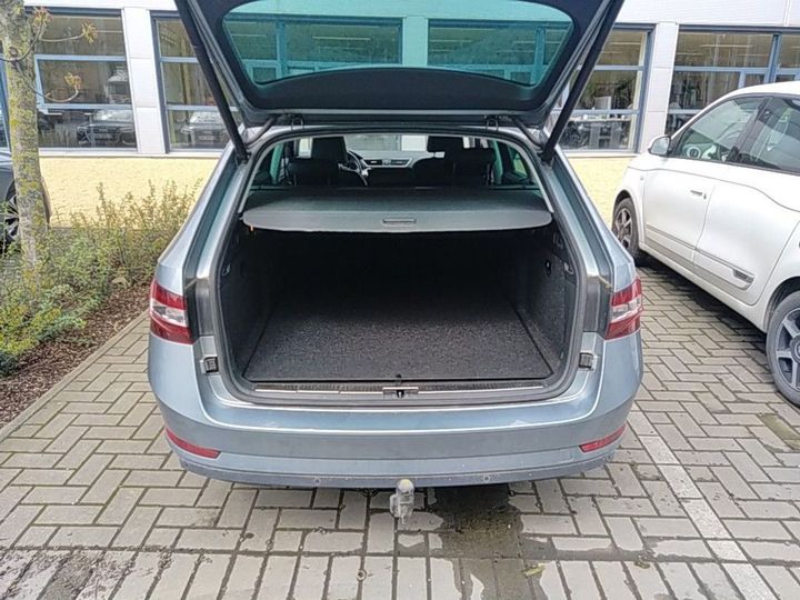 Photo 14 VIN: TMBJB9NP7J7611385 - SKODA SUPERB 