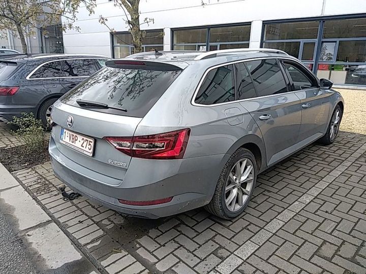 Photo 2 VIN: TMBJB9NP7J7611385 - SKODA SUPERB 