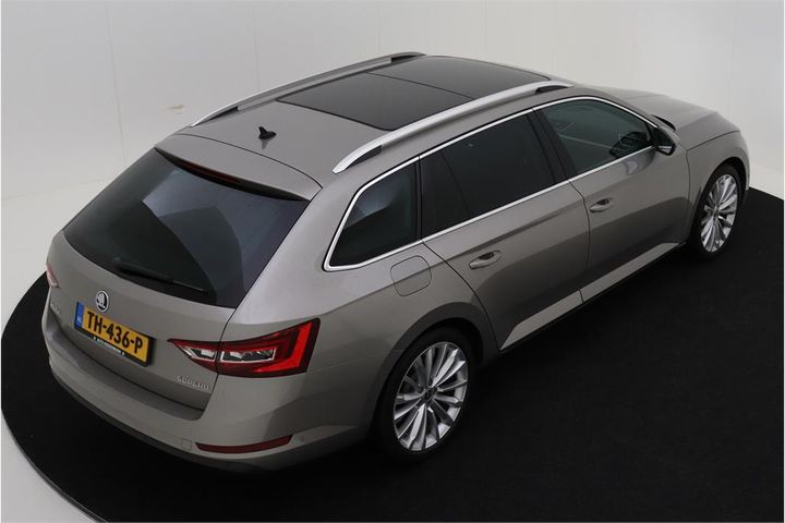 Photo 3 VIN: TMBJB9NP8J7610732 - SKODA SUPERB 