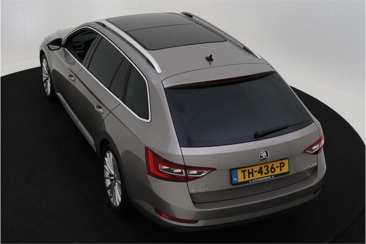 Photo 4 VIN: TMBJB9NP8J7610732 - SKODA SUPERB 