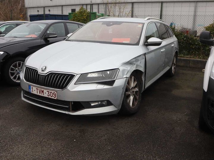 Photo 3 VIN: TMBJB9NP9J7572458 - SKODA SUPERB 